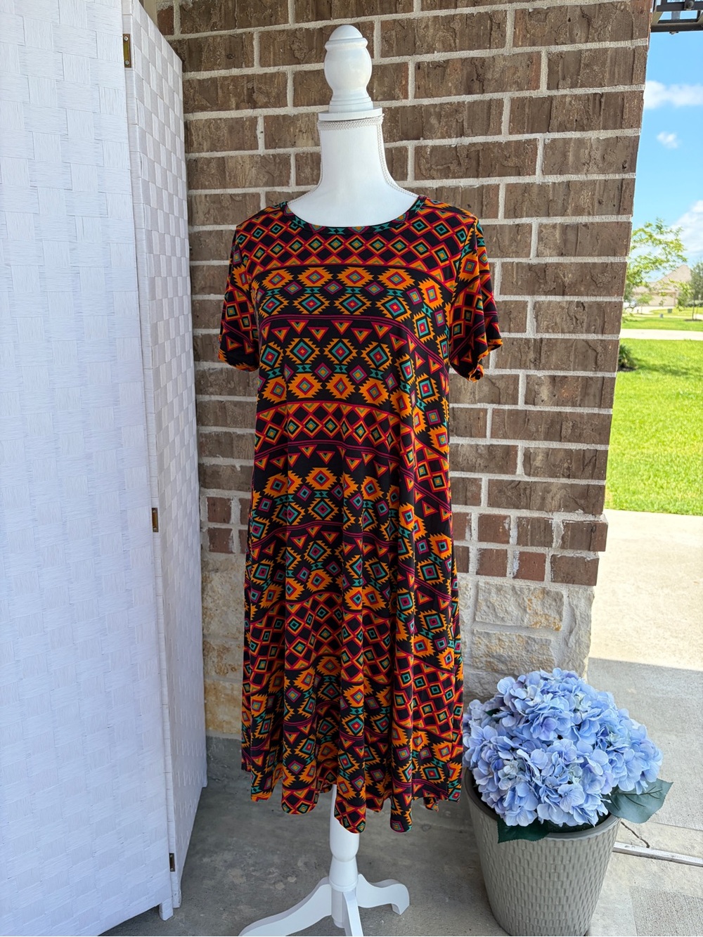 Lularoe Carly Dress Size M Bright Aztec Geometric Print High Low Dress